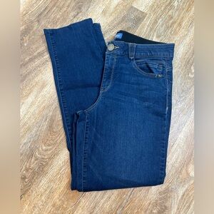 Democracy “Ab”solutions straight leg jeans Size 12